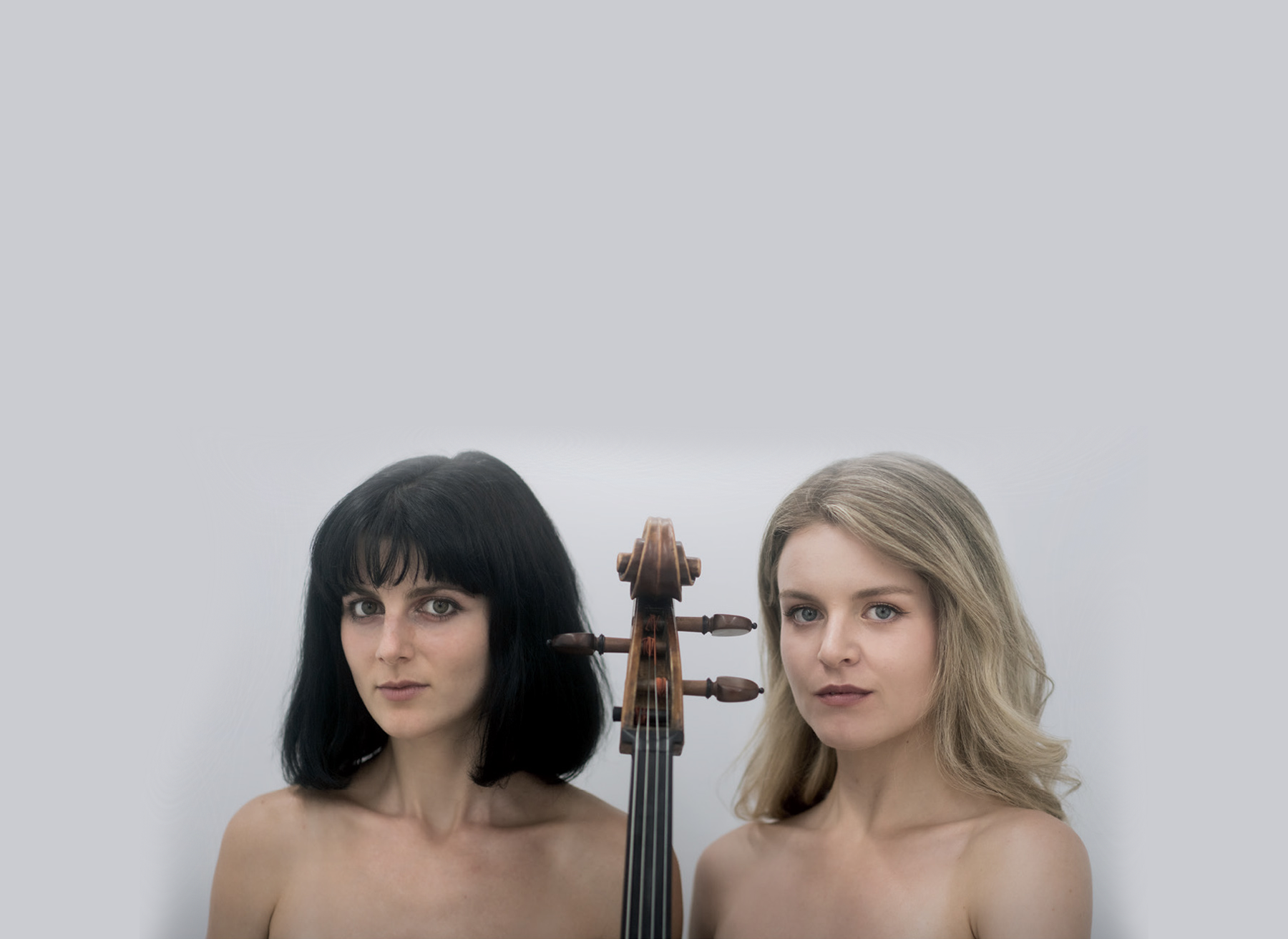 Duo Étrange — Vanessa Croome and Sahara von Hattenberger